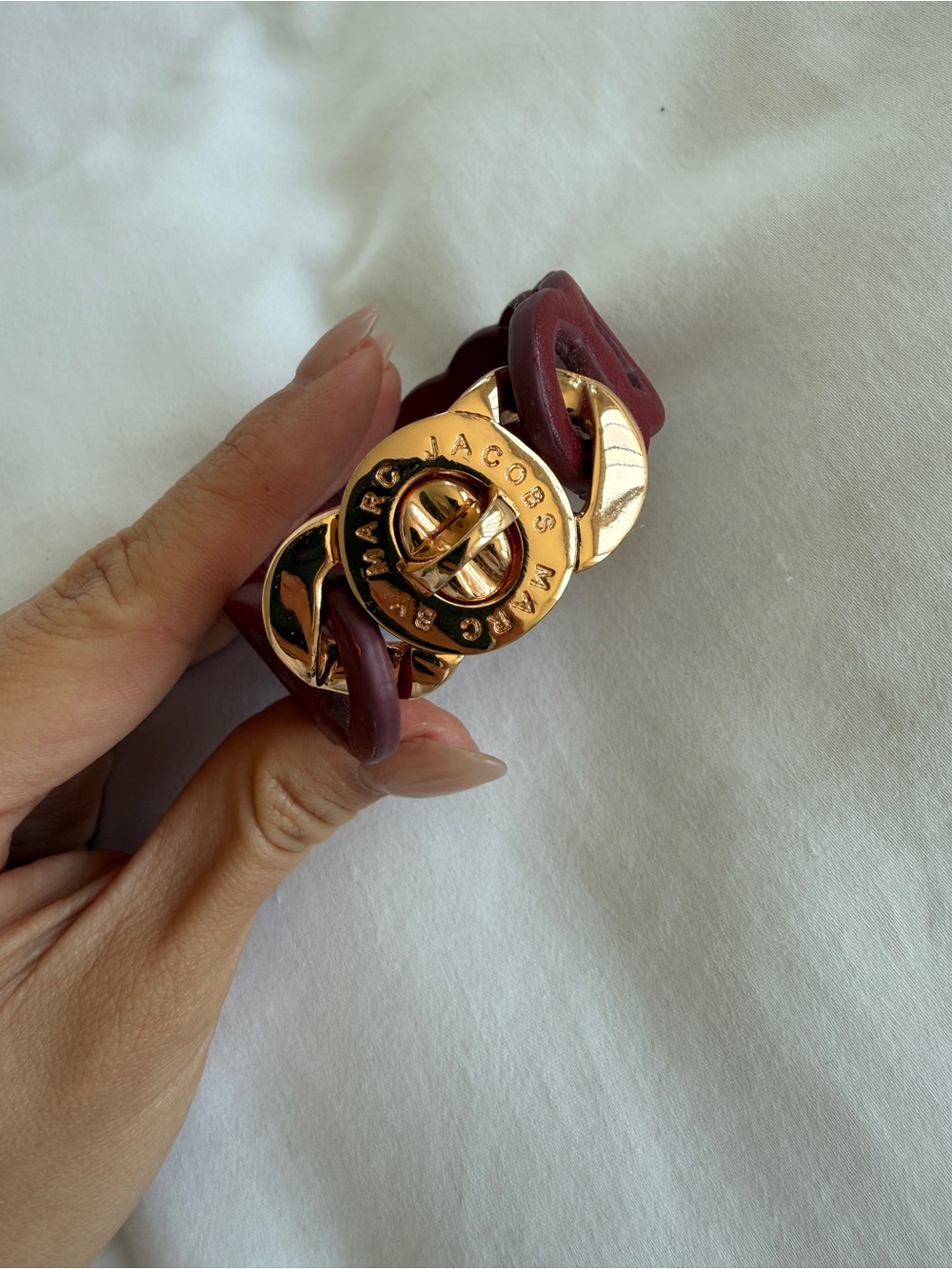 Marc Jacobs Burgundy Leather and Gold-Tone Chain Bracelet